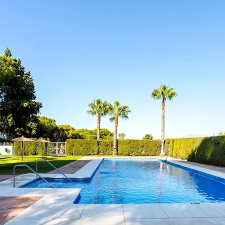 Genteel Aloha Golf Apartamento *